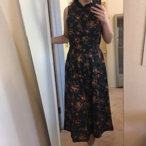 Store closing- floral vest and skirt set  velvet